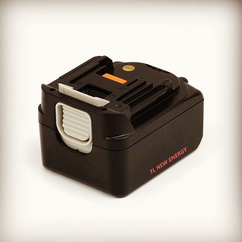 14.4V 5000mAh wiederaufladbare Lithiumbatterien für Kunststoff-Handgurtwerkzeuge Gt-One